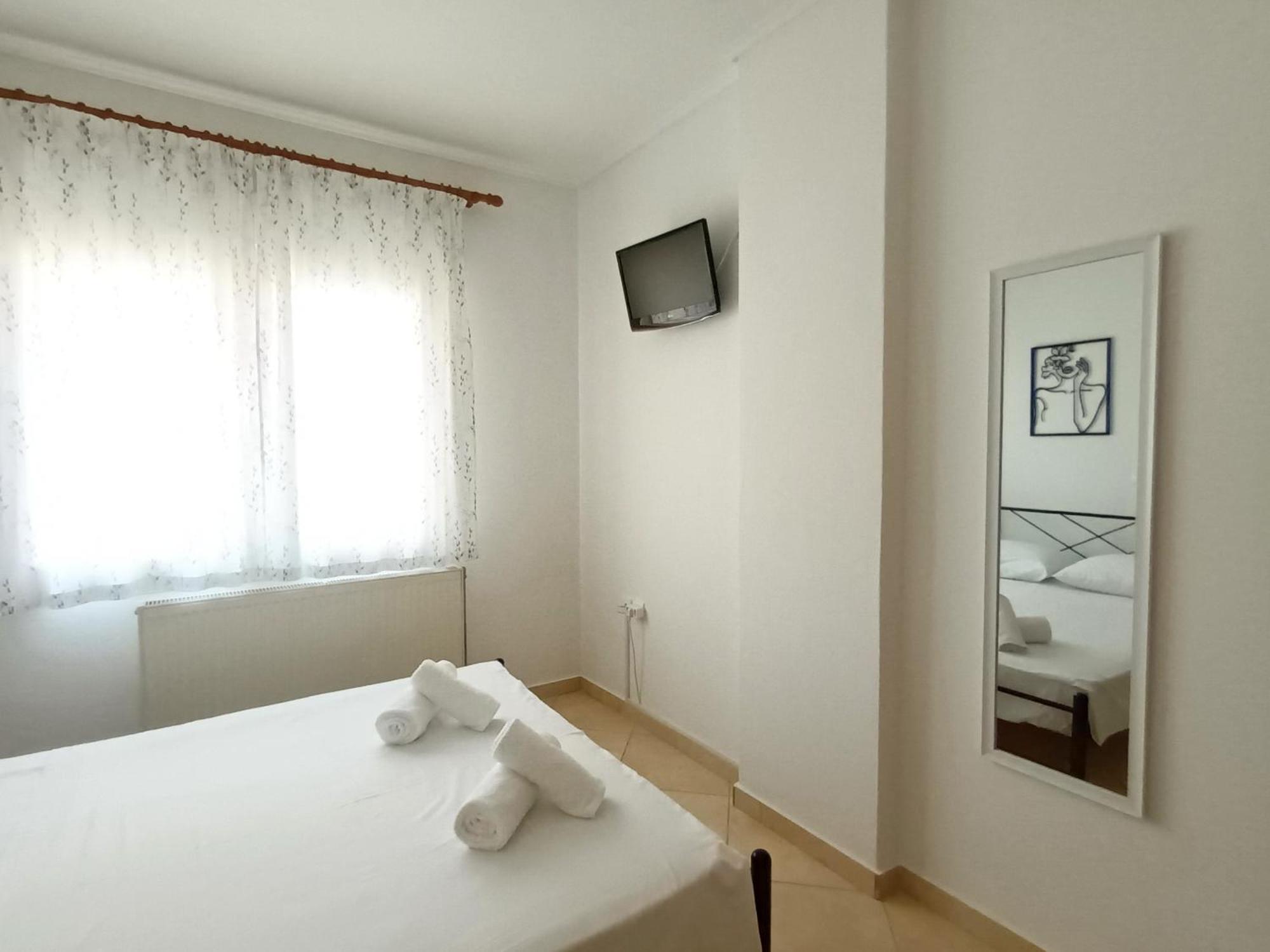 Stardust Apartment Kavala Bagian luar foto